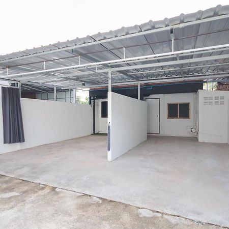 Oyo 1163 Eden Hostel Phuket Eksteriør billede
