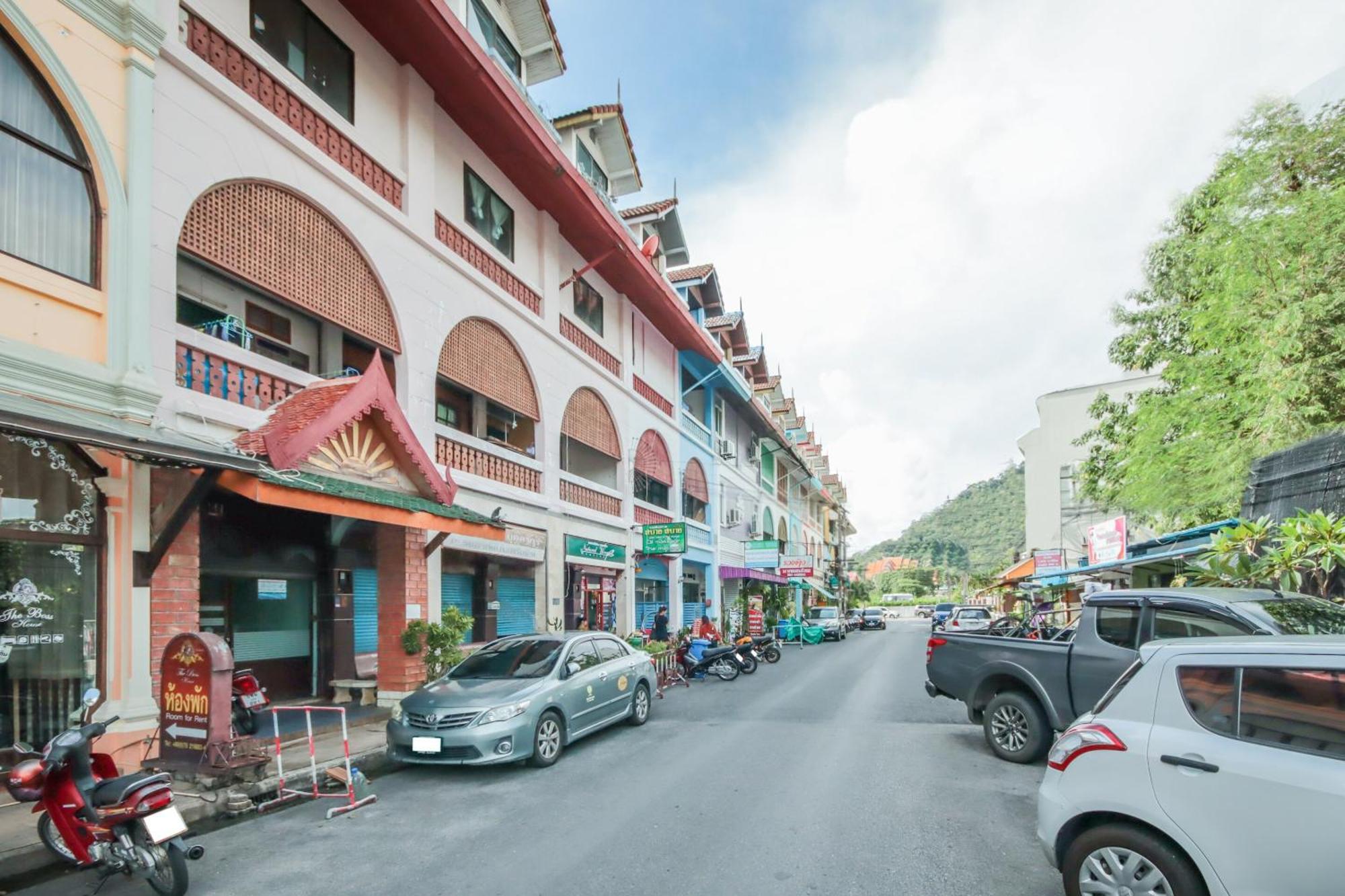 Oyo 1163 Eden Hostel Phuket Eksteriør billede
