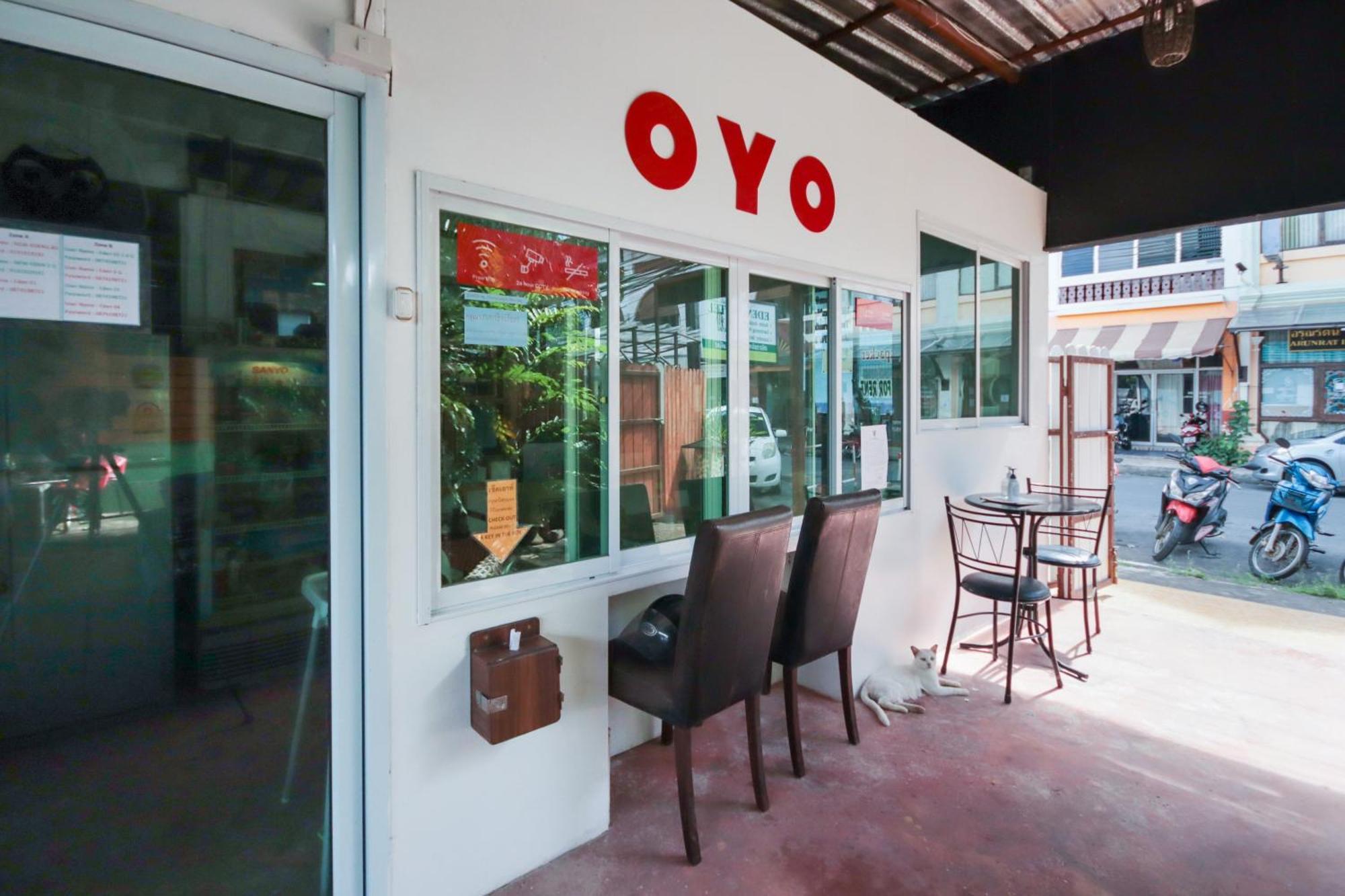 Oyo 1163 Eden Hostel Phuket Eksteriør billede