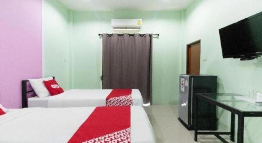Oyo 1163 Eden Hostel Phuket Eksteriør billede